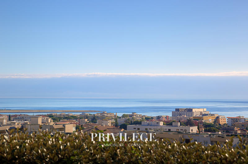 Appartement - 77 m² - 4 pièces