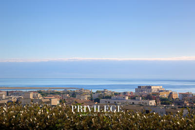 Appartement - 77 m² - 4 pièces