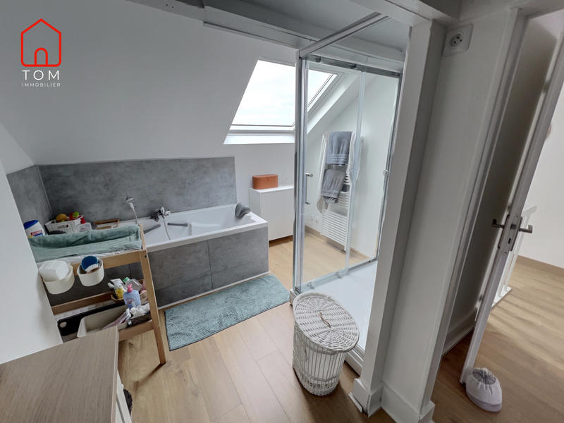 Maison - 122 m² - 5 pièces