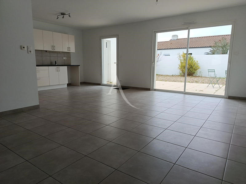 Maison - 96 m² - 4 pièces