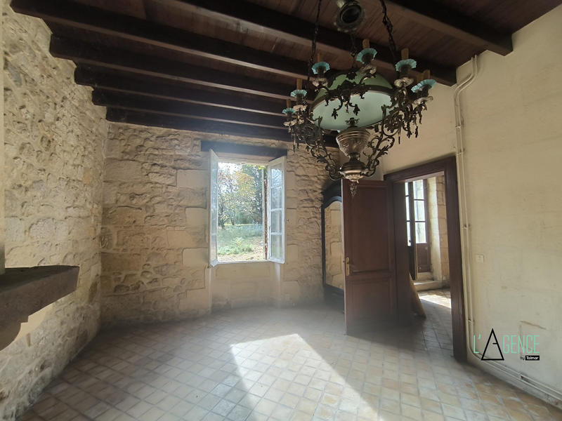 Maison - 210 m² - 6 pièces