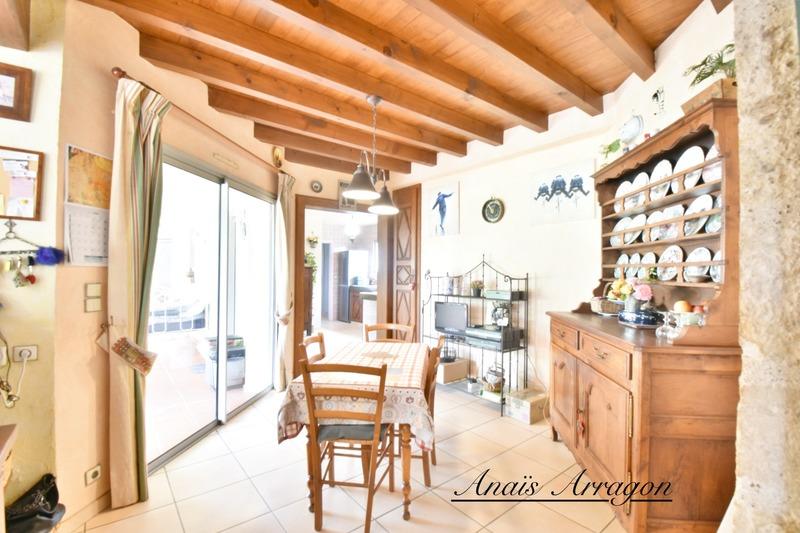 Villa - 275 m² - 6 pièces