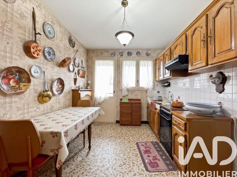 Maison - 94 m² - 4 pièces