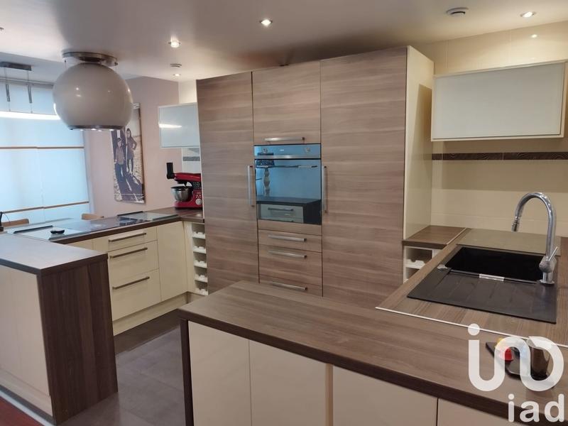 Appartement - 81 m² - 4 pièces