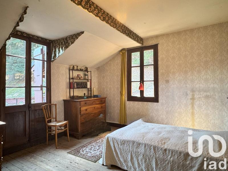 Châlet - 240 m² - 10 pièces