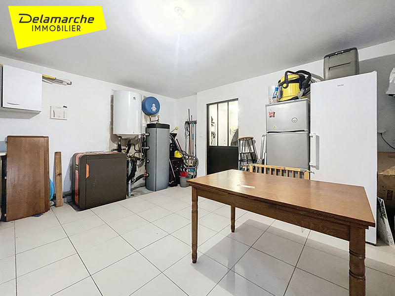 Maison - 235 m² - 8 pièces