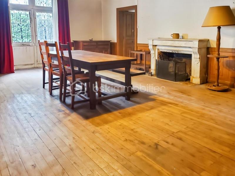 Maison en pierre - 200 m² - 9 pièces