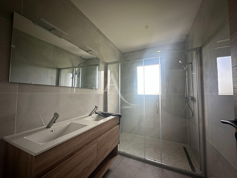 Maison - 146 m² - 7 pièces