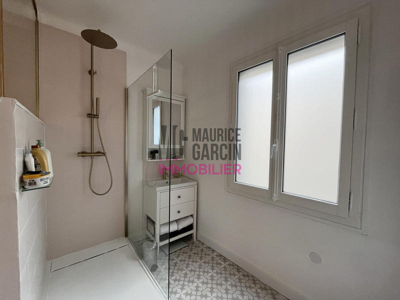 Maison - 180 m² - 6 pièces