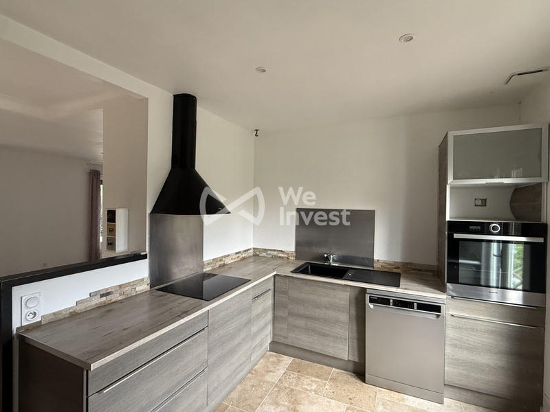 Maison - 99 m² - 4 pièces