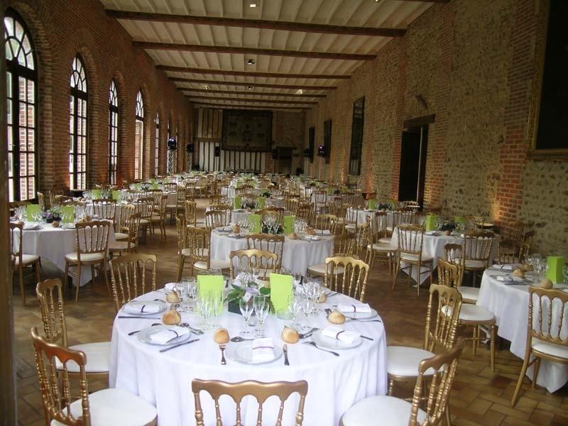 Manoir - 3 750 m² - 138 pièces