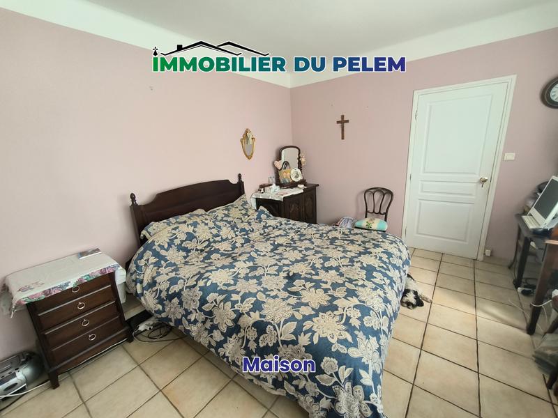 Maison - 208 m² - 9 pièces