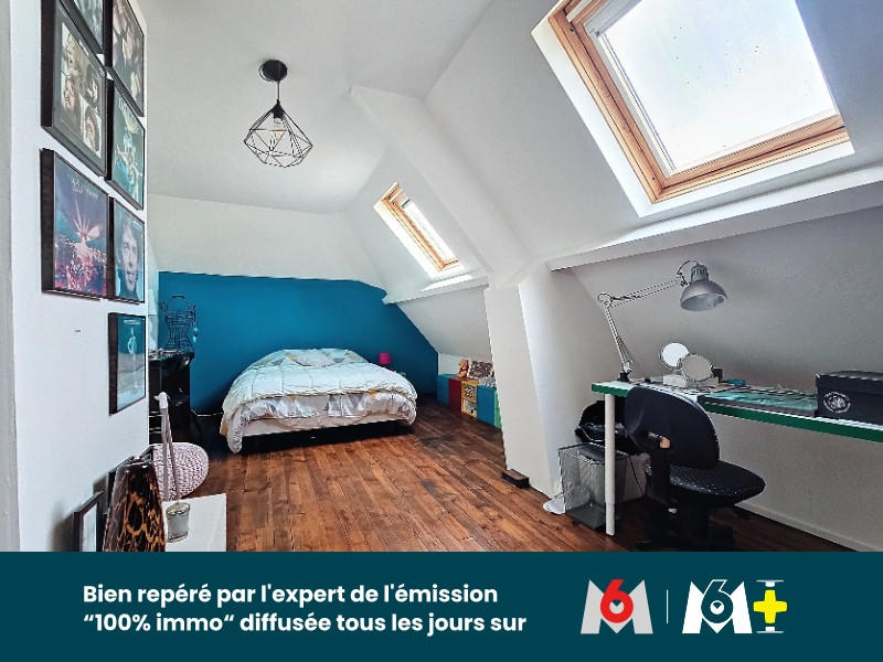 Maison - 250 m² - 10 pièces