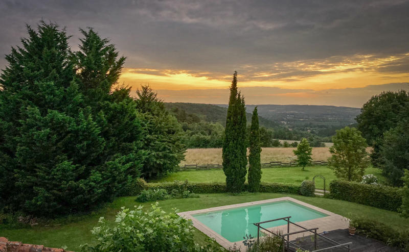 Maison - 300 m² - 9 pièces