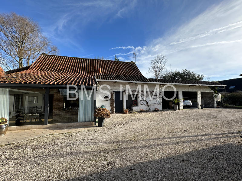 Maison - 102 m² - 4 pièces