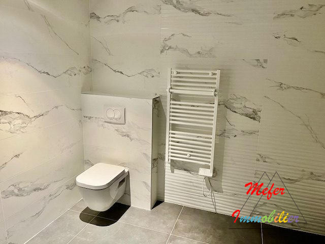 Appartement - 85 m² - 3 pièces