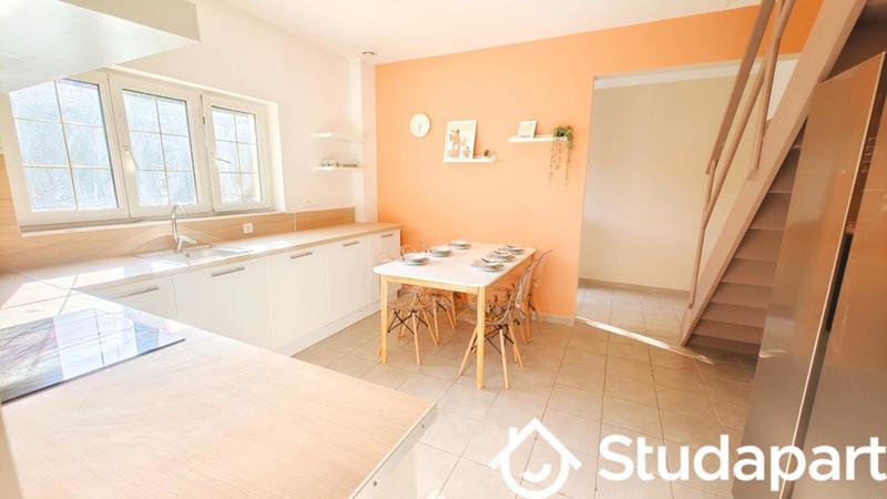 Chambre - 14 m² - 1 pièce