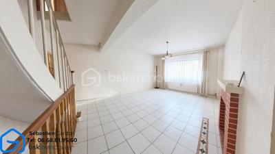 Maison de ville - 89 m² - 5 pièces