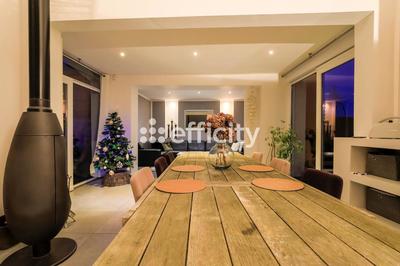 Maison - 190 m² - 6 pièces