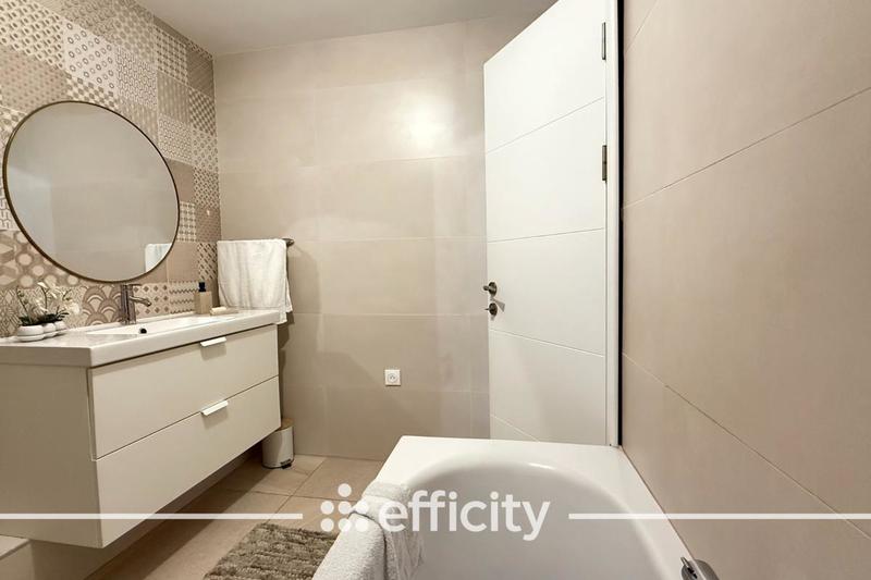 Appartement - 100 m² - 3 pièces