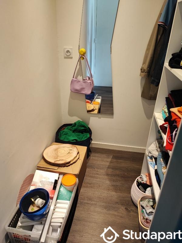 Chambre - 15 m² - 1 pièce