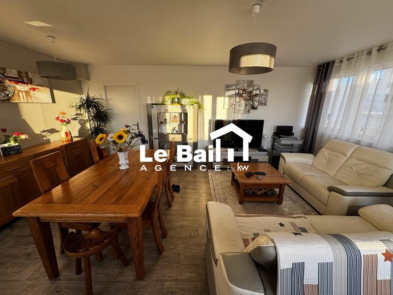 Appartement - 85 m² - 4 pièces