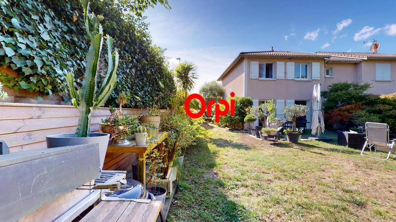 Maison - 98 m² - 5 pièces