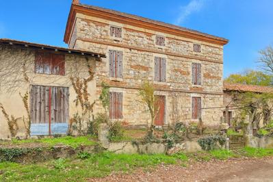 Maison - 150 m² - 5 pièces