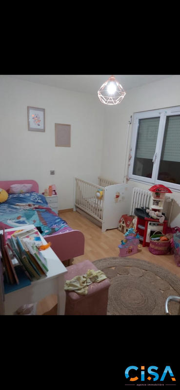 Maison traditionnelle - 80 m² - 4 pièces