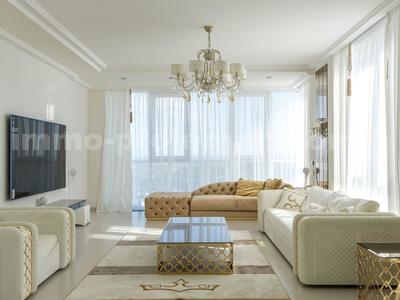 Appartement - 98 m² - 5 pièces