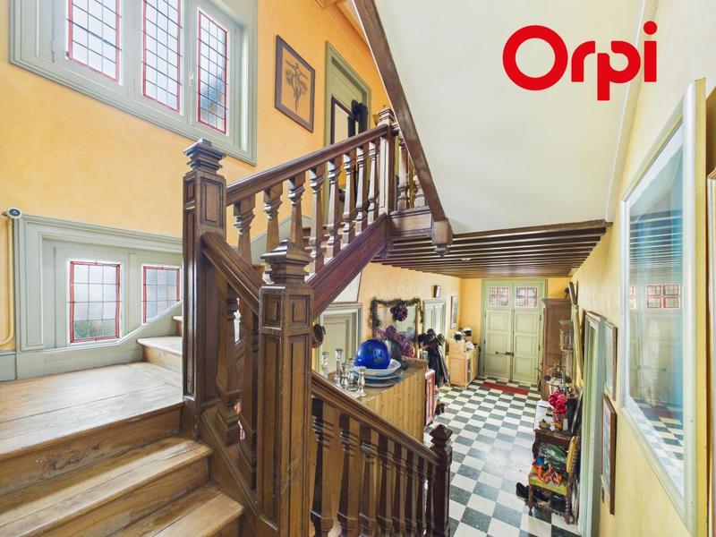 Maison - 380 m² - 13 pièces