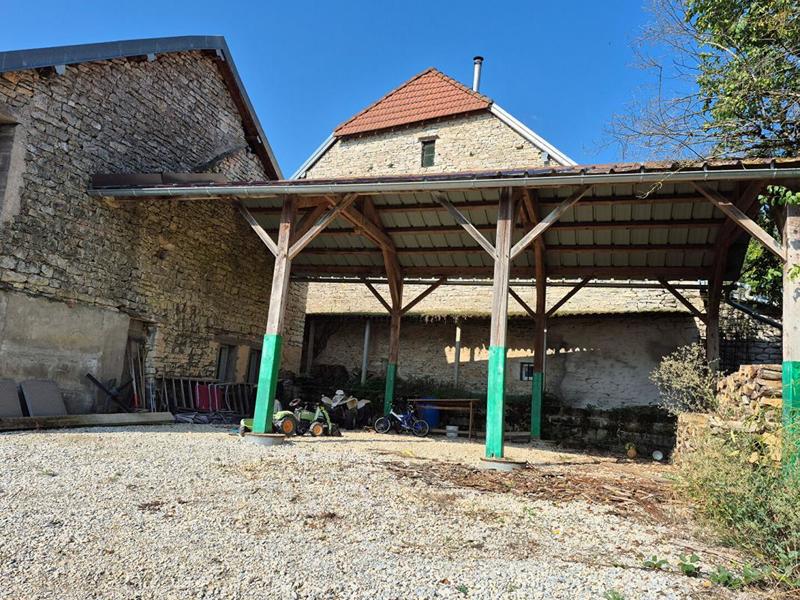 Demeure - 260 m² - 6 pièces