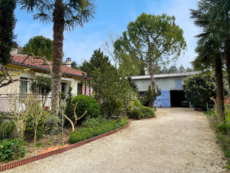 Maison - 92 m² - 4 pièces