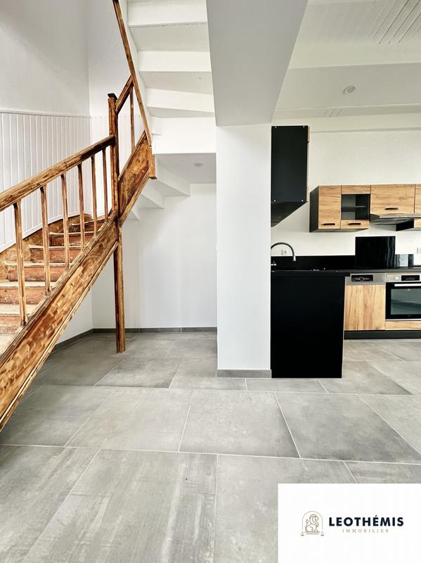 Maison - 93 m² - 4 pièces