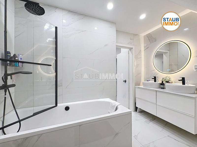 Maison - 170 m² - 7 pièces