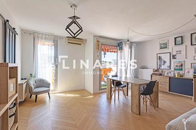 Appartement - 87 m² - 4 pièces