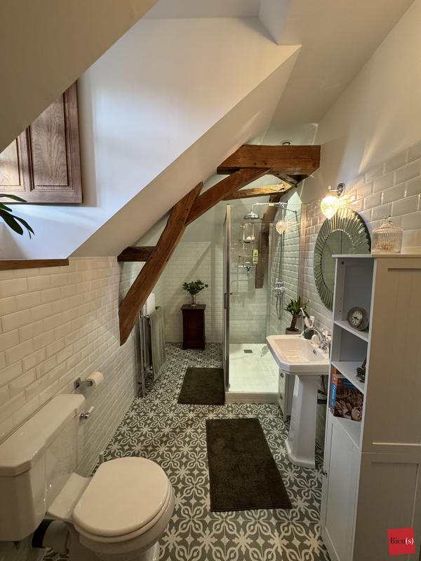 Maison ancienne - 173 m² - 7 pièces