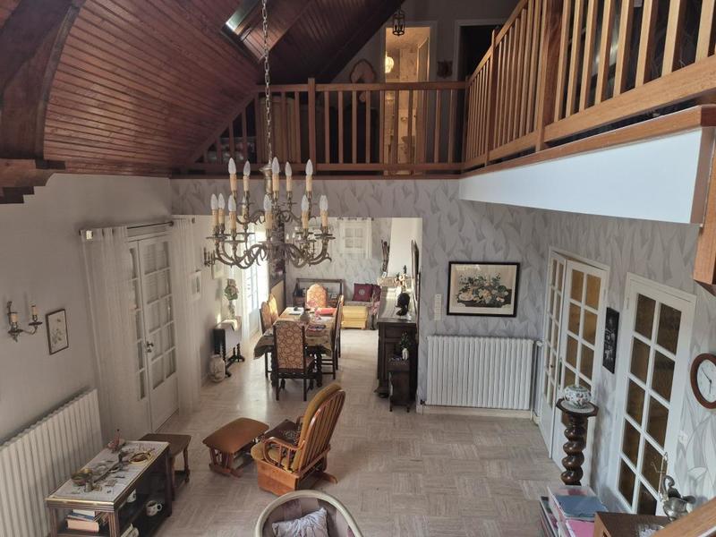 Maison - 122 m² - 4 pièces