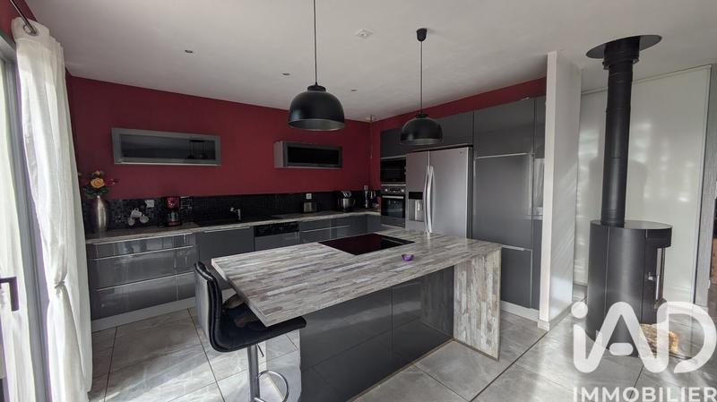 Maison - 138 m² - 6 pièces