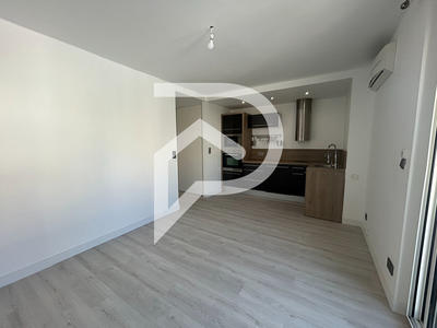 Appartement - 43 m² - 3 pièces