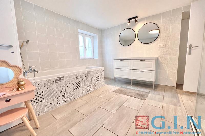 Maison - 118 m² - 6 pièces