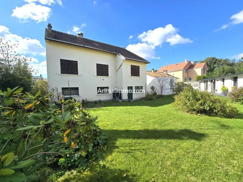 Maison - 140 m² - 5 pièces