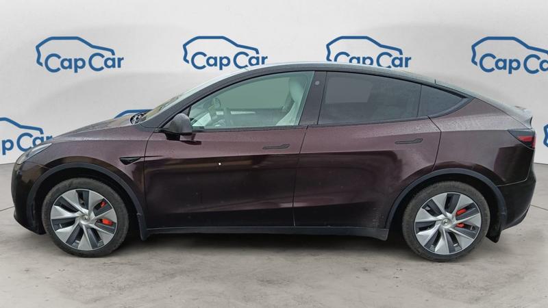 Tesla Model y 275 Standard Range - Toit ouvrant