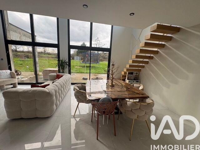 Maison de maîtres - 150 m² - 3 pièces