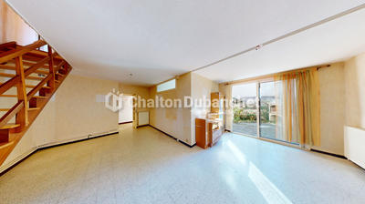 Maison - 210 m² - 9 pièces