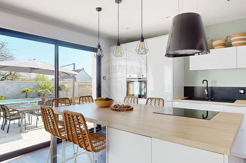 Maison - 126 m² - 6 pièces