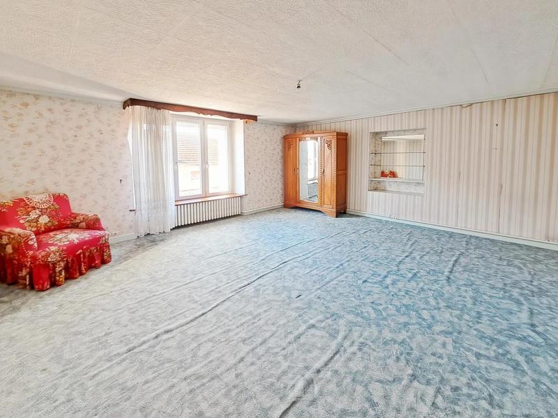 Maison - 200 m² - 8 pièces