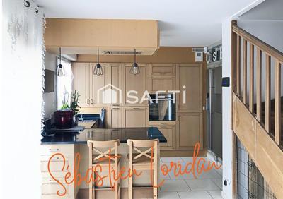 Maison - 102 m² - 5 pièces