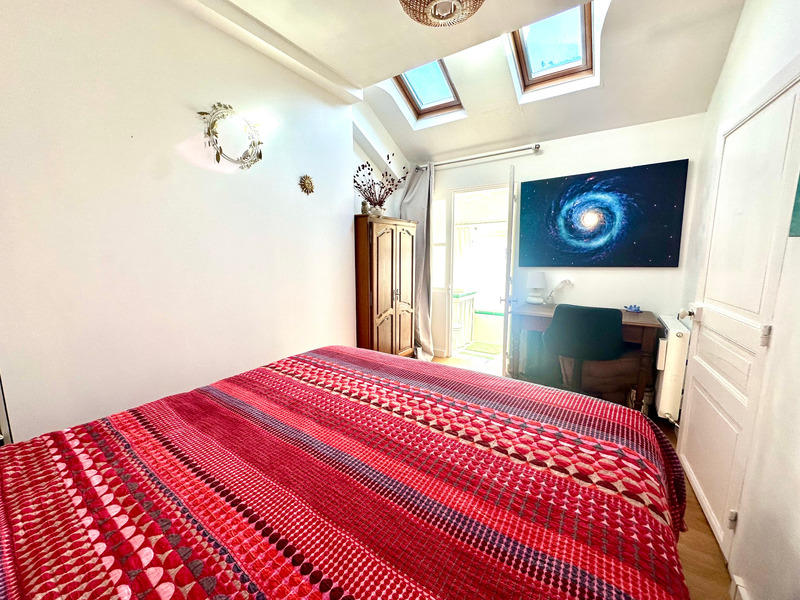 Maison en pierre - 198 m² - 8 pièces