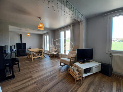 Maison - 96 m² - 5 pièces